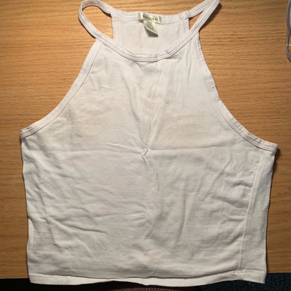 White crop tank ✨